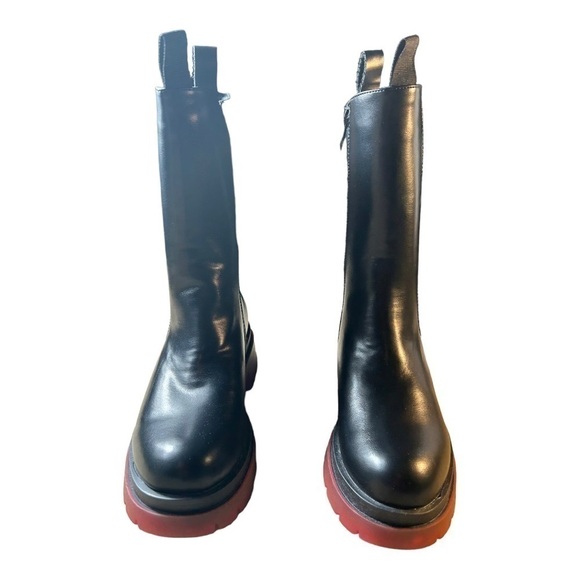 Forever 21 Faux Leather Chelsea Boots - Picture 5 of 14